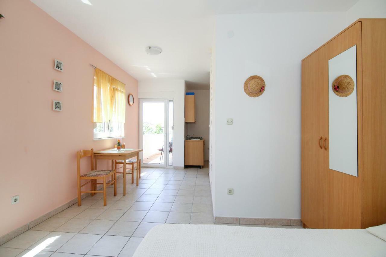 Apartments Antea Rogoznica  Exterior photo